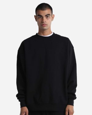 Grey Bunker Max Heavy Crewneck in Black, front
