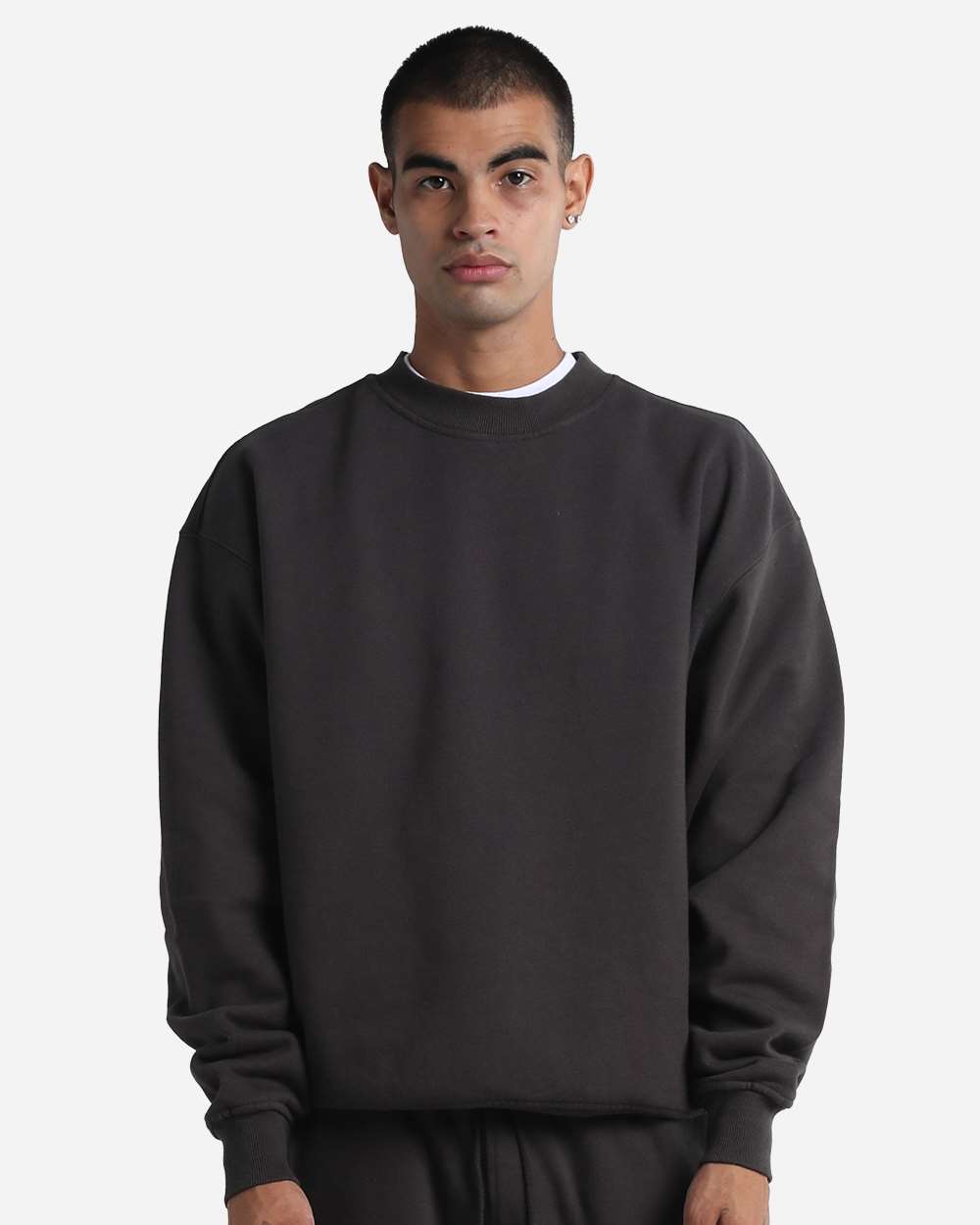 Grey Bunker Max Heavy Crewneck in Shadow, front