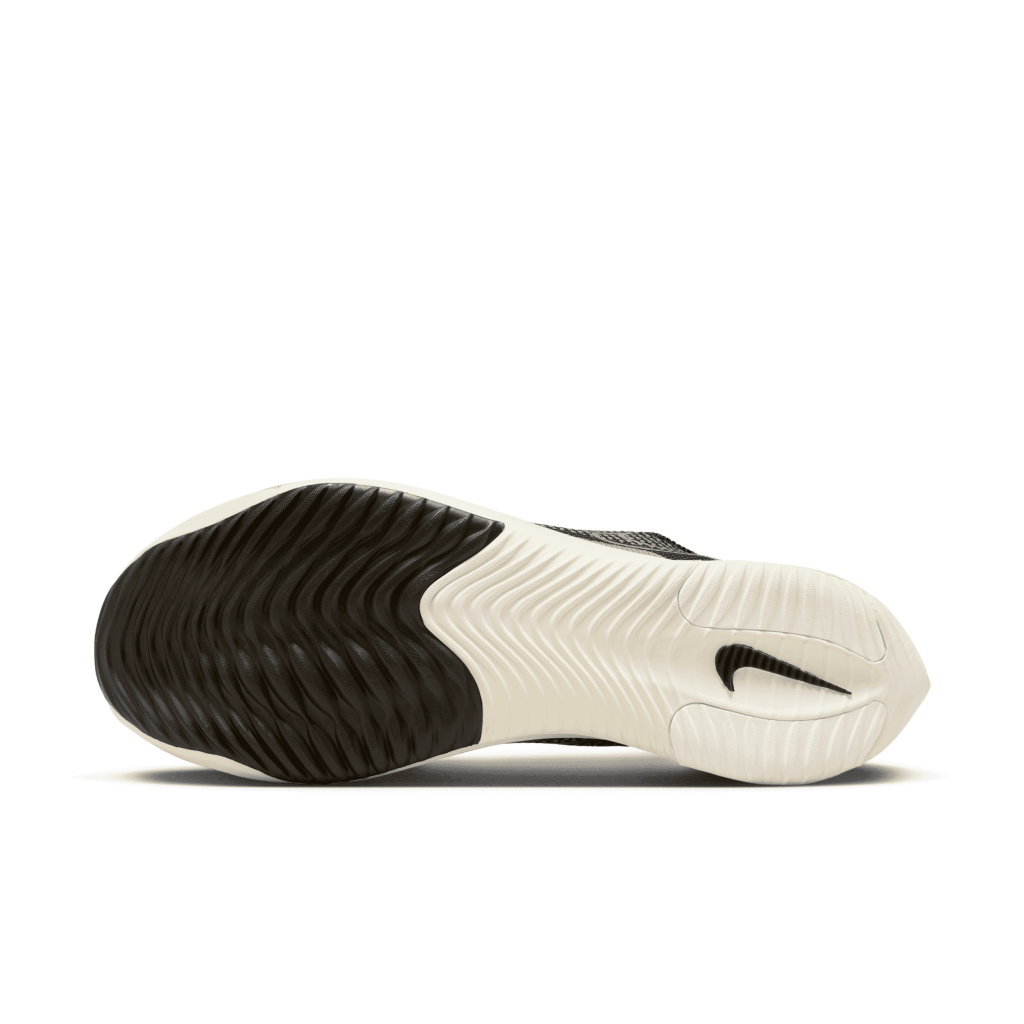 Nike ZoomX Streakfly — Black / Metallic Gold — Men’s 14